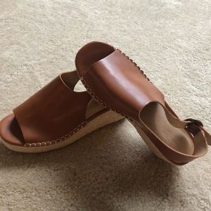 Universal Thread Espadrilles Wedges in Cognac